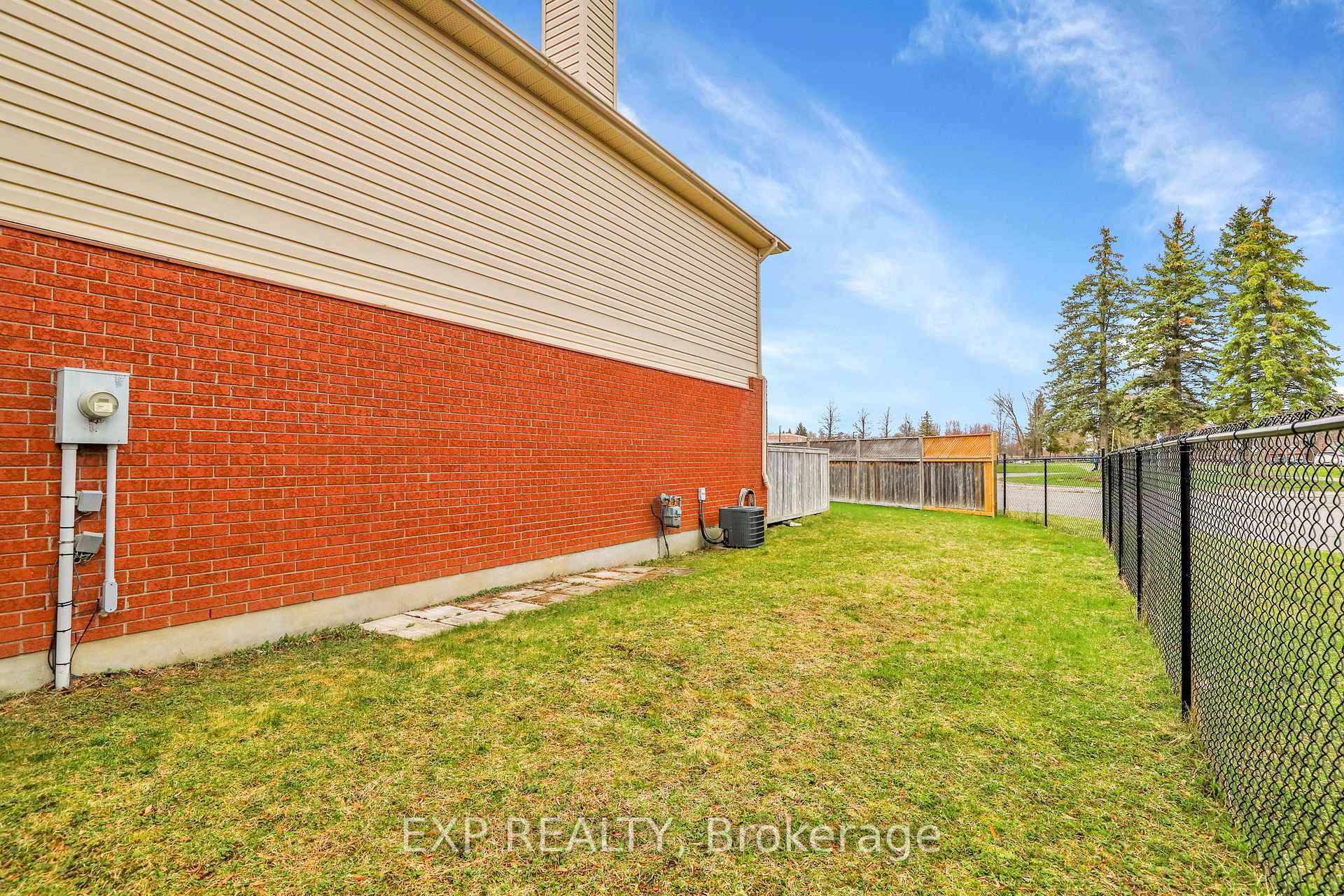 Photo 38 of 95 Cedarock Drive, Ottawa, Kanata - Bridlewood — HOMEH