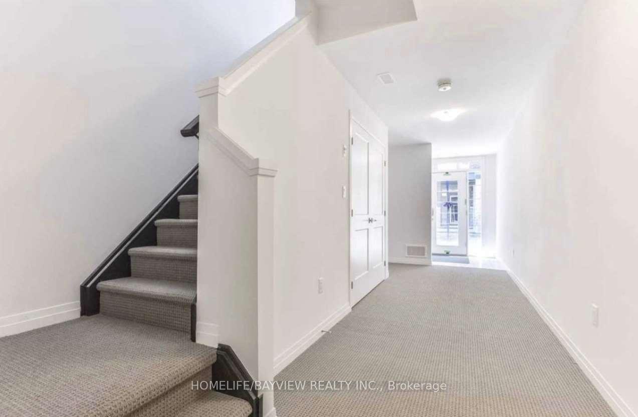 Photo 4 of Unit 84, 30 Times Square Boulevard, Hamilton, Stoney Creek — HOMEH