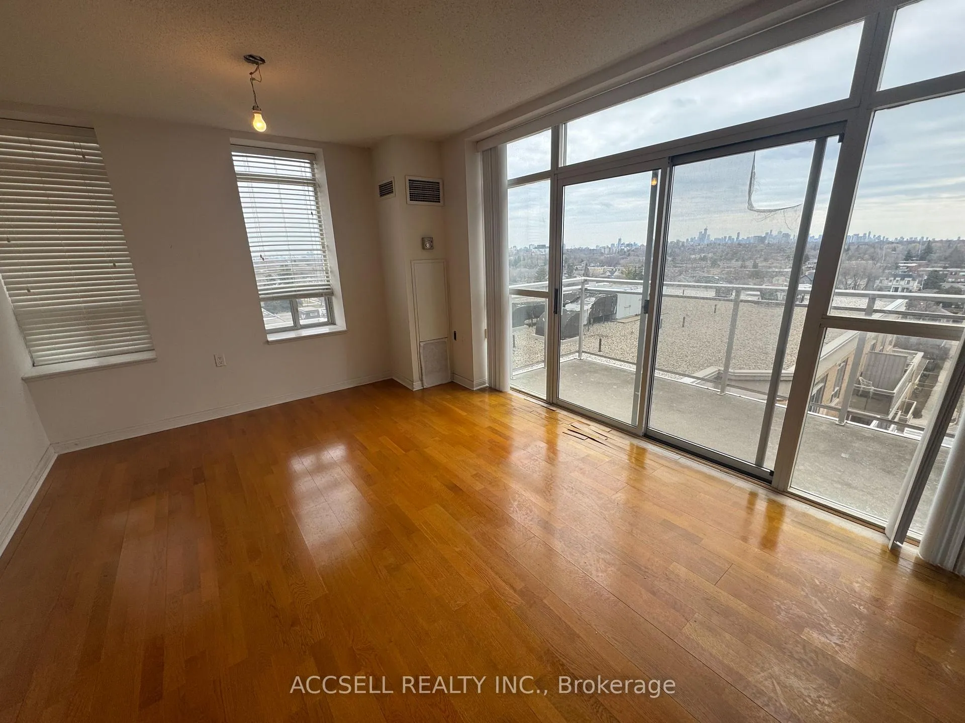 Photo 3 of Unit ph12, 650 lawrence Avenue W, Toronto, Englemount-Lawrence — HOMEH