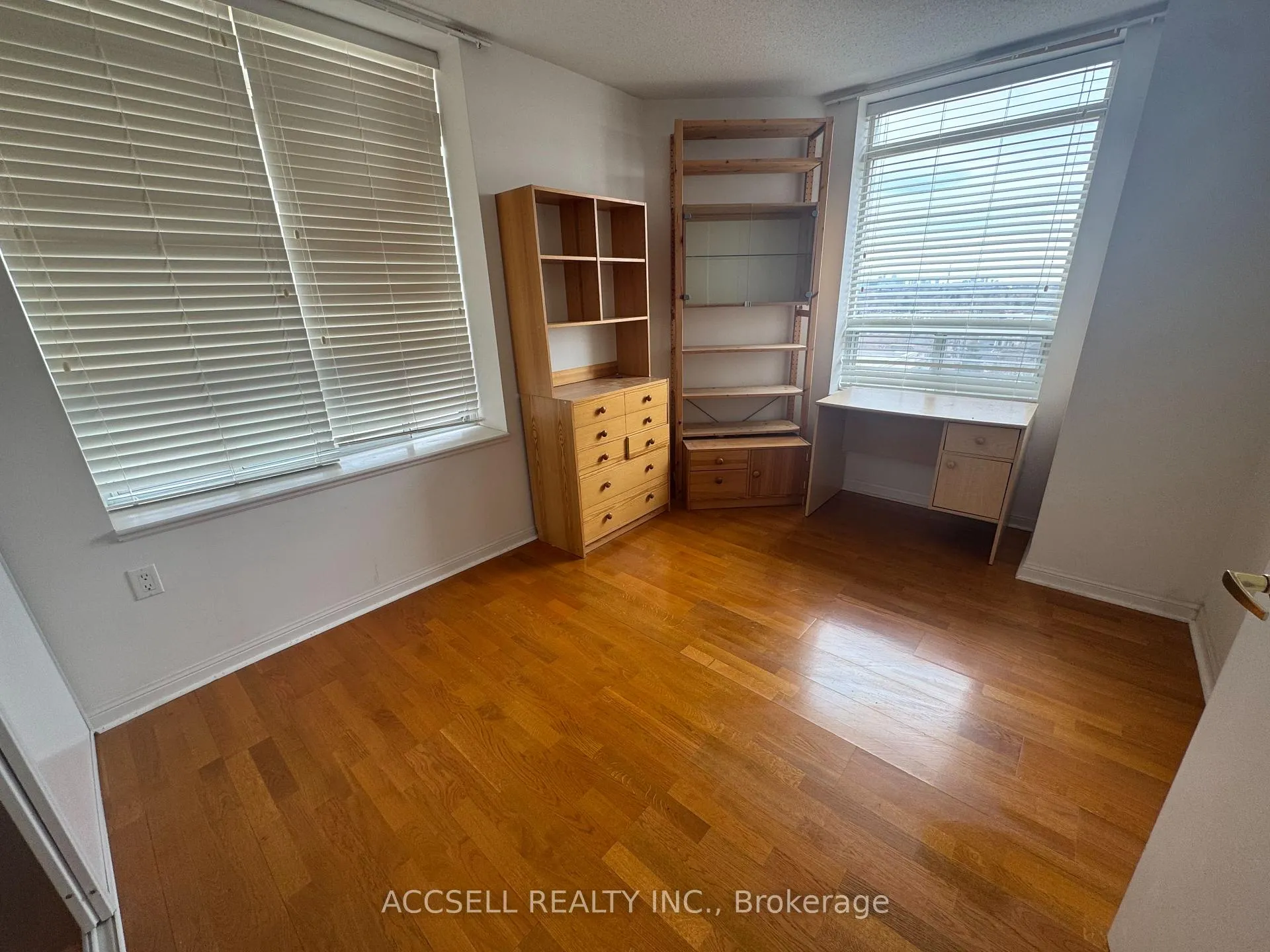 Photo 8 of Unit ph12, 650 lawrence Avenue W, Toronto, Englemount-Lawrence — HOMEH