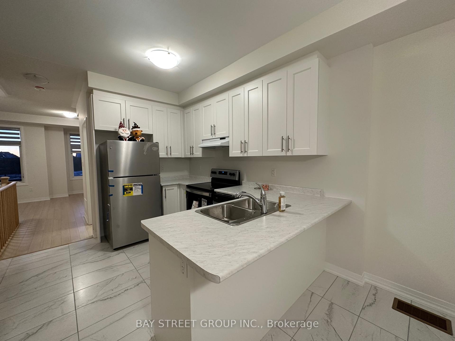 Photo 4 of Unit Markham, 24 Stoeber Lane, Markham, Cedar Grove — HOMEH