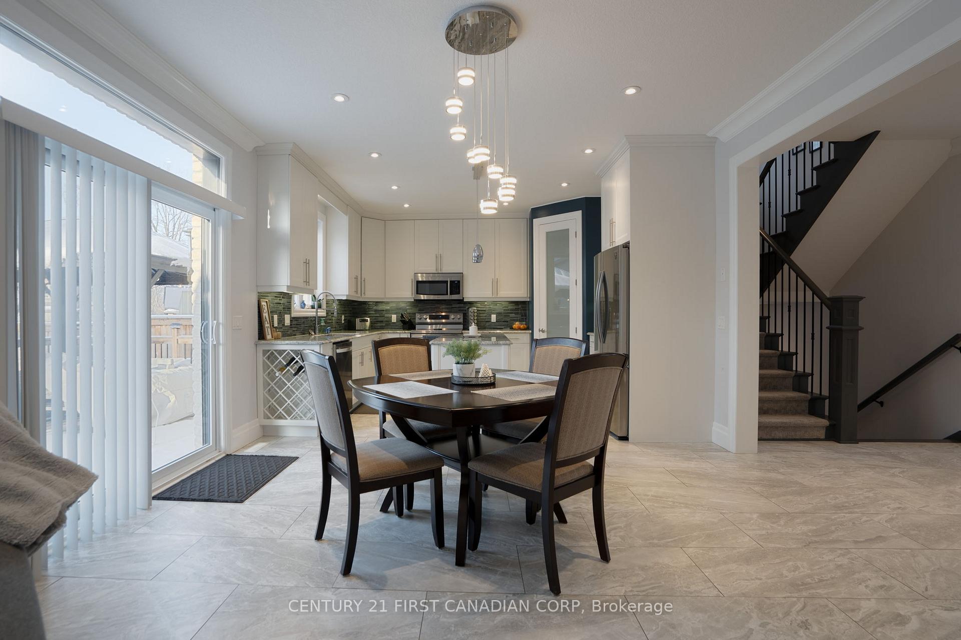 Photo 7 of 11 Valleyview Crescent, Middlesex Centre, Komoka — HOMEH
