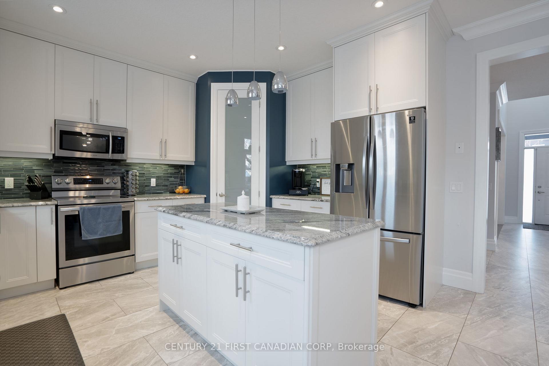 Photo 10 of 11 Valleyview Crescent, Middlesex Centre, Komoka — HOMEH