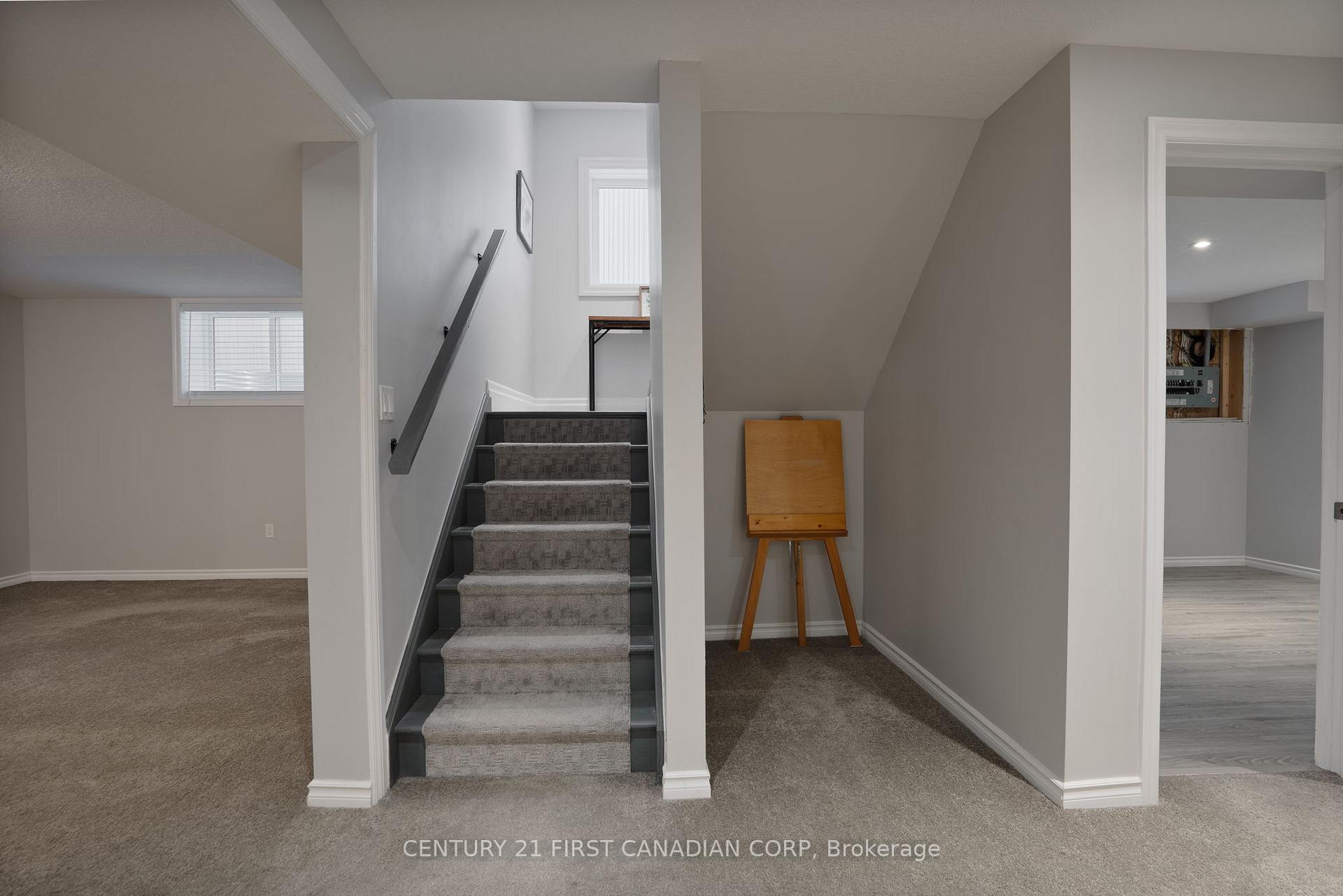 Photo 29 of 11 Valleyview Crescent, Middlesex Centre, Komoka — HOMEH