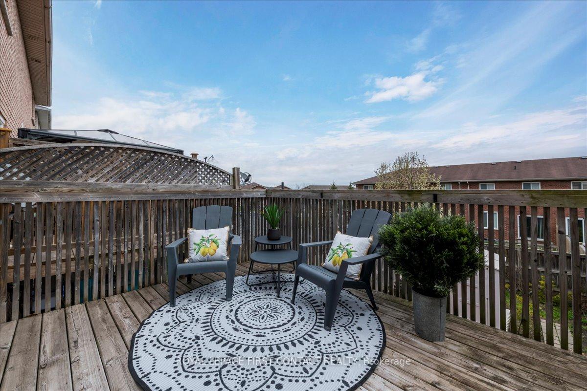 Photo 12 of 171 Southwinds Crescent, Midland — HOMEH