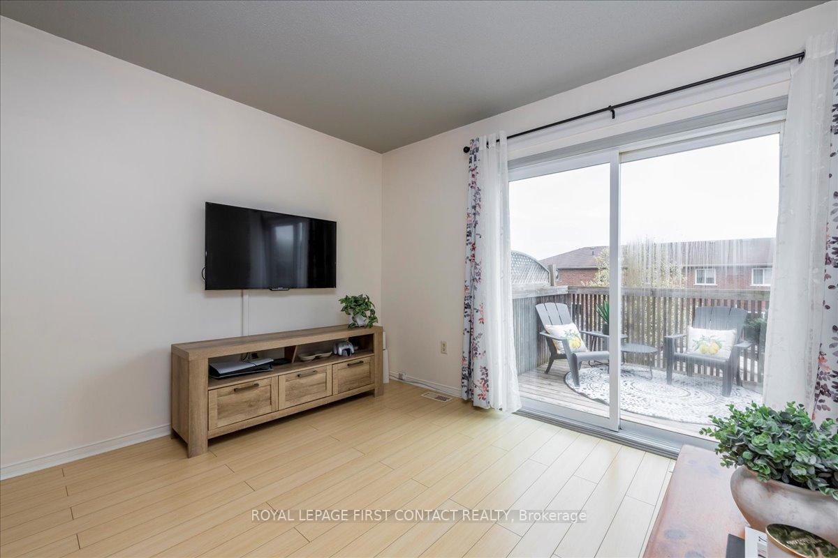 Photo 14 of 171 Southwinds Crescent, Midland — HOMEH