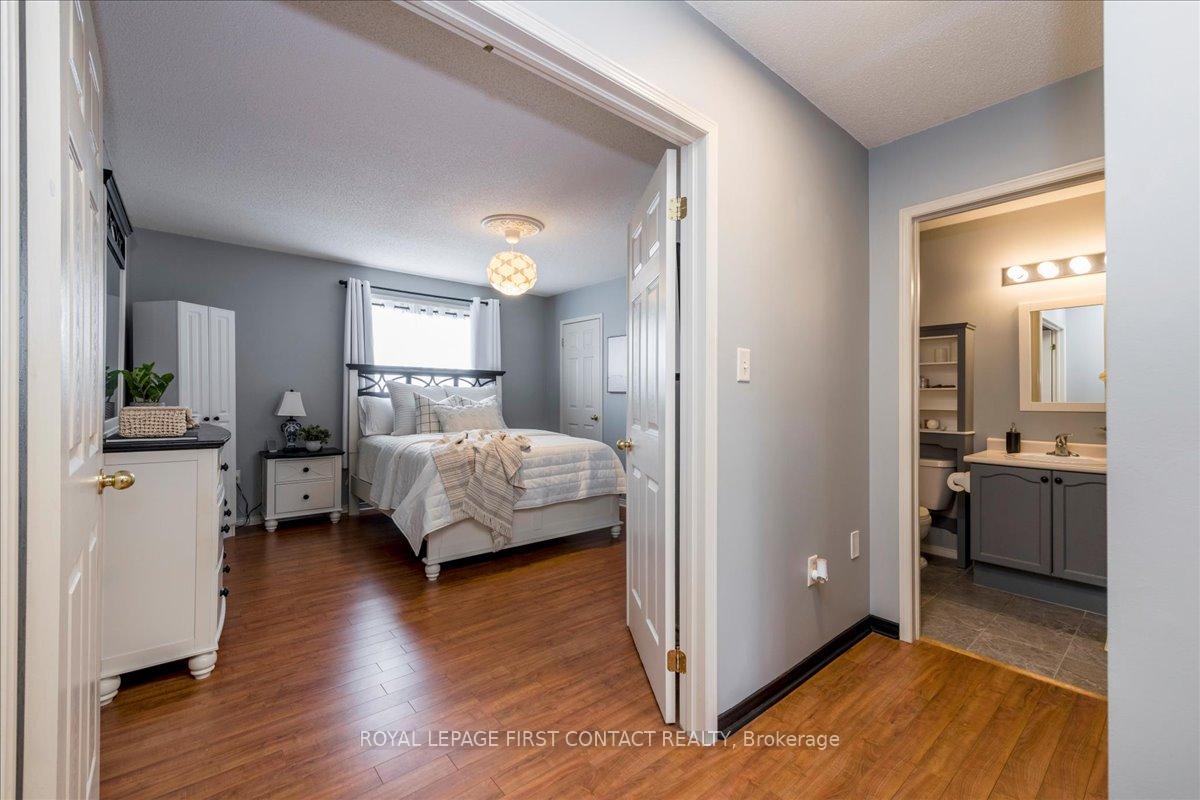 Photo 17 of 171 Southwinds Crescent, Midland — HOMEH