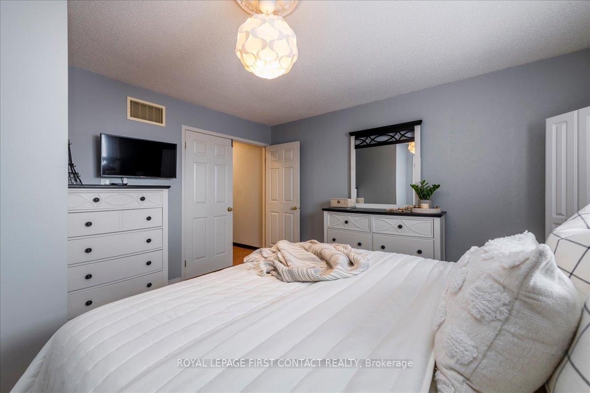Photo 19 of 171 Southwinds Crescent, Midland — HOMEH