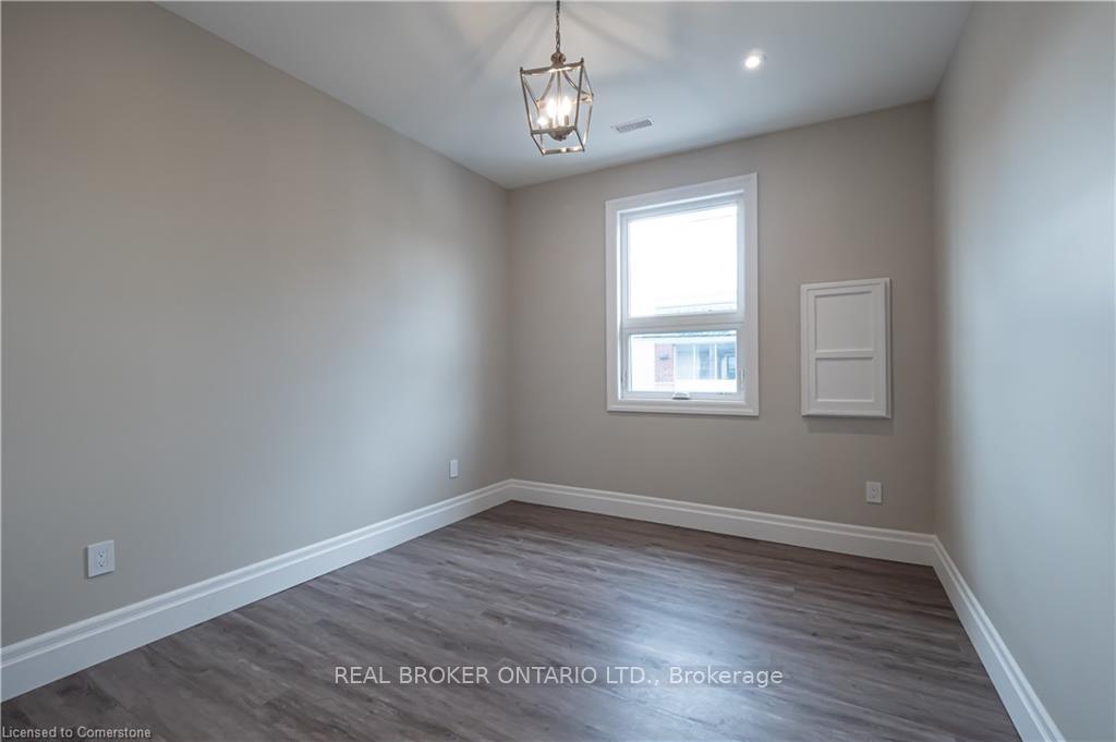 Photo 10 of Unit Unit 2, 145 Wellington Street N, Hamilton, Beasley — HOMEH