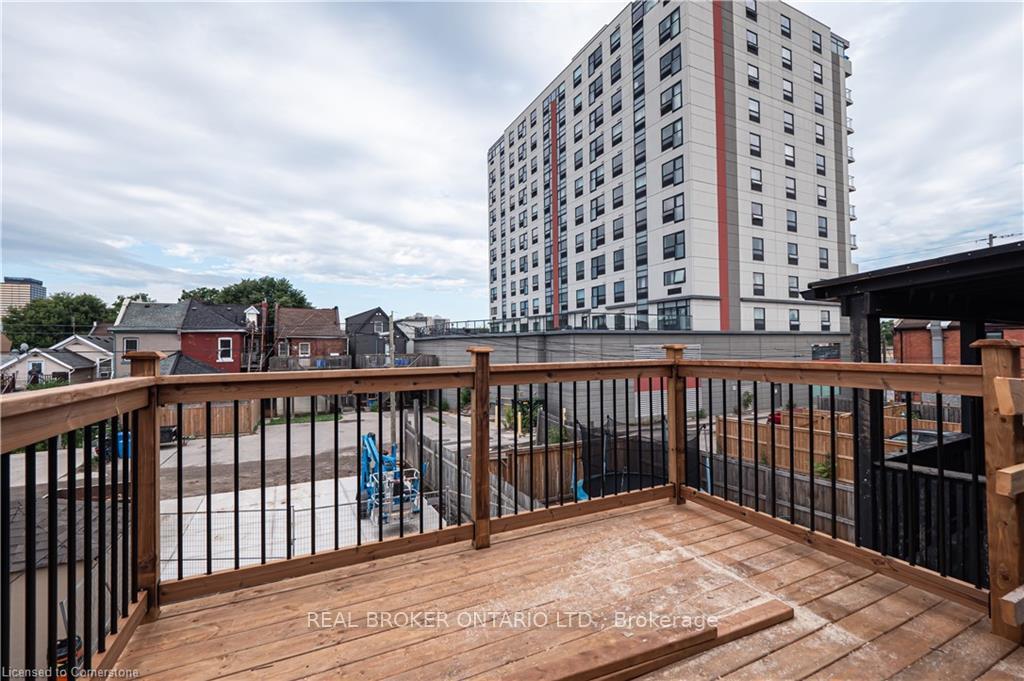 Photo 14 of Unit Unit 2, 145 Wellington Street N, Hamilton, Beasley — HOMEH