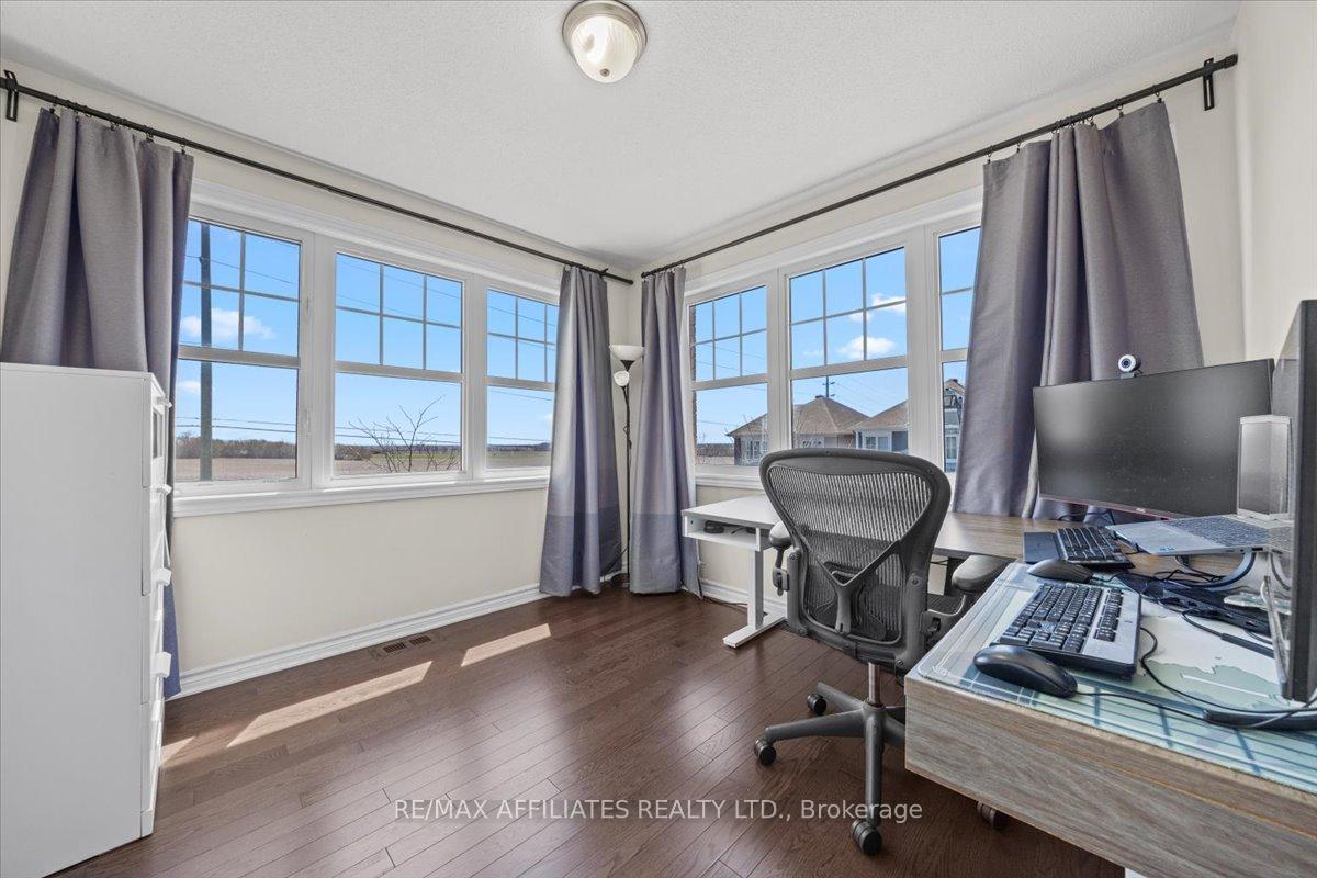 Photo 25 of 929 Shimmerton Circle, Ottawa, Kanata - Emerald Meadows/Trailwest — HOMEH