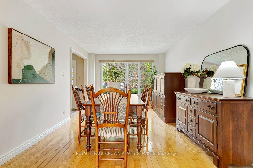 Photo 9 of 208 Michener Crescent, Kitchener — HOMEH