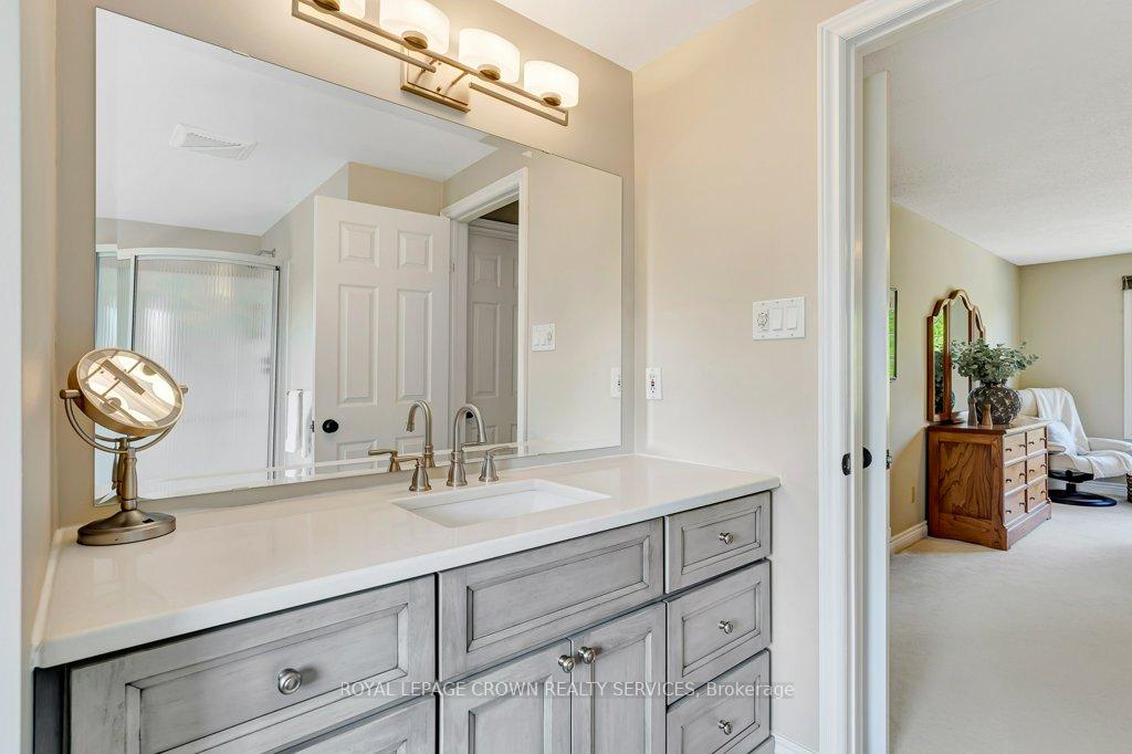 Photo 27 of 208 Michener Crescent, Kitchener — HOMEH
