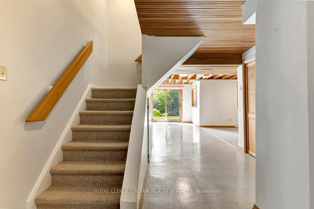 Photo 29 of 208 Michener Crescent, Kitchener — HOMEH