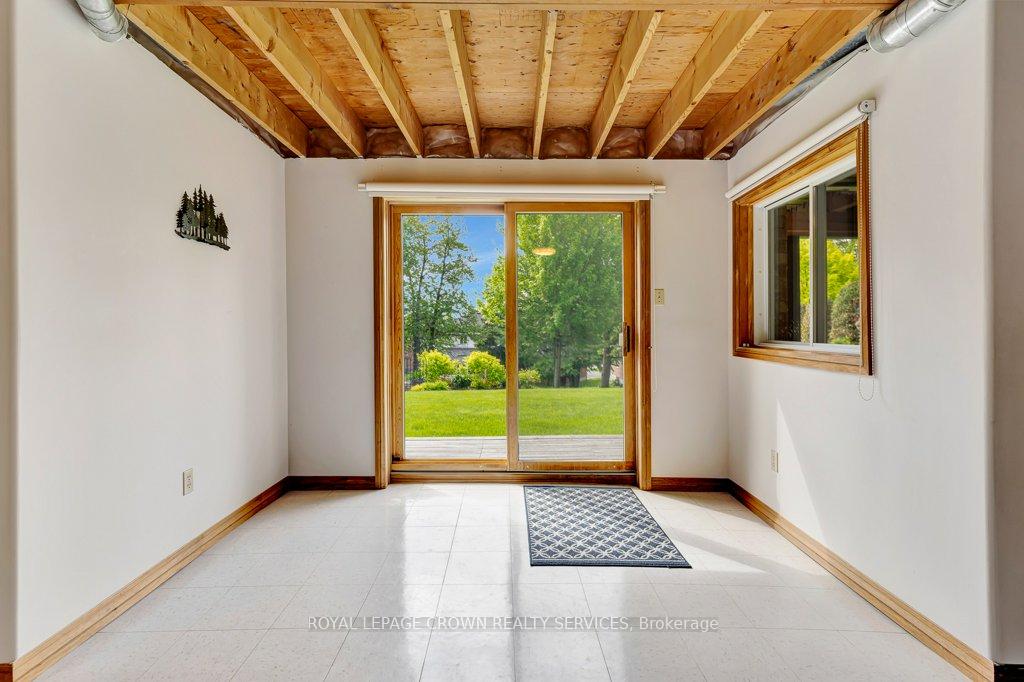 Photo 33 of 208 Michener Crescent, Kitchener — HOMEH