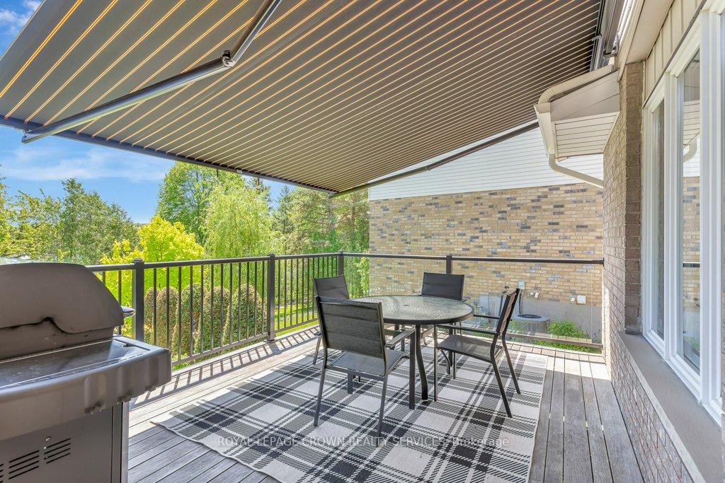 Photo 34 of 208 Michener Crescent, Kitchener — HOMEH