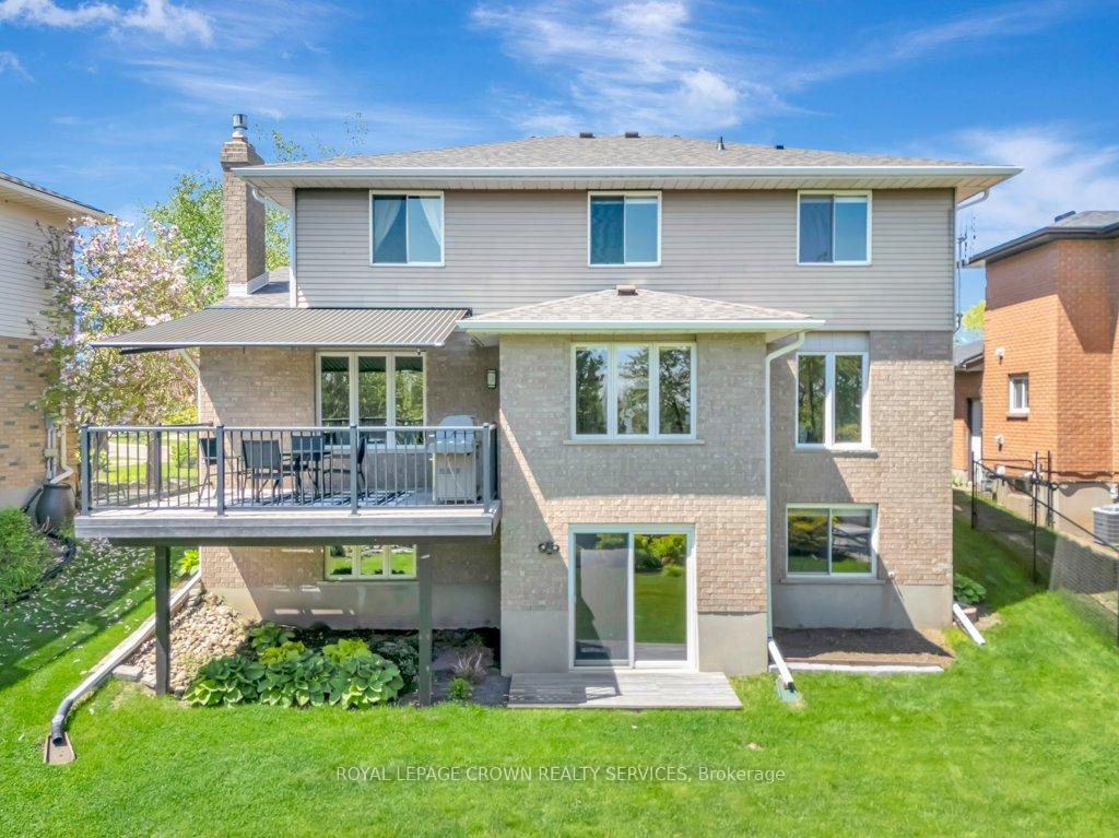 Photo 36 of 208 Michener Crescent, Kitchener — HOMEH