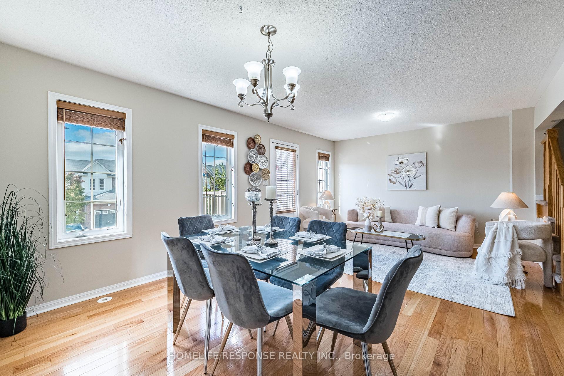 Photo 6 of 941 Hasselfeldt Heights, Milton, Coates — HOMEH