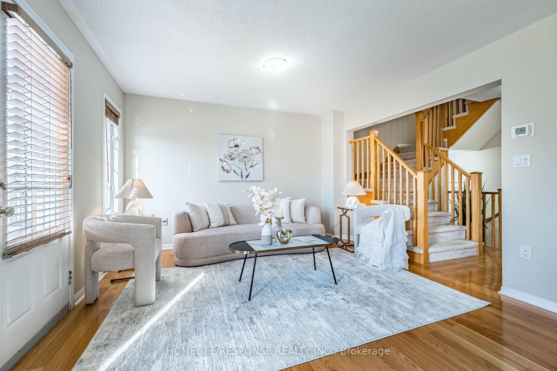 Photo 8 of 941 Hasselfeldt Heights, Milton, Coates — HOMEH