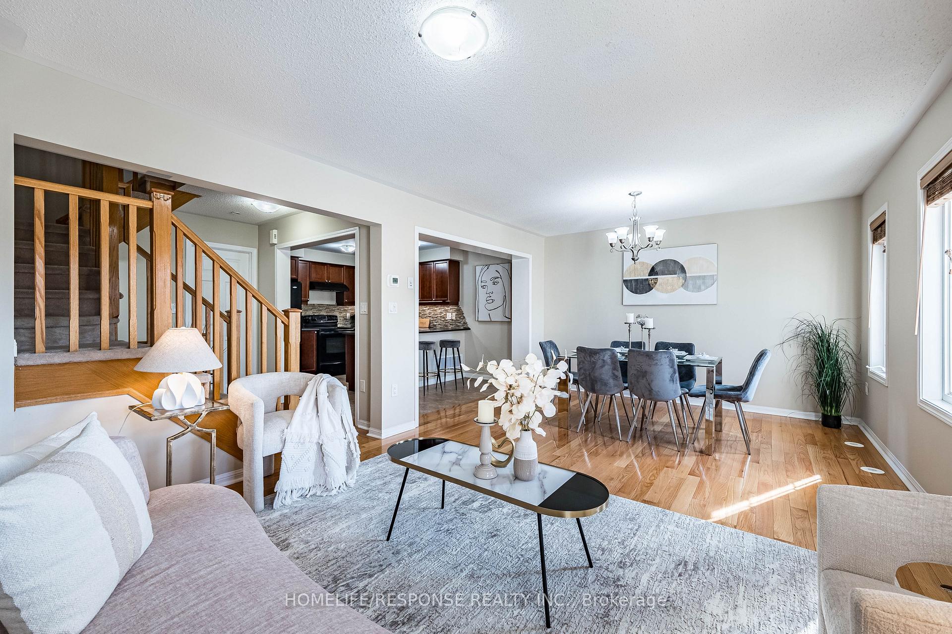 Photo 10 of 941 Hasselfeldt Heights, Milton, Coates — HOMEH
