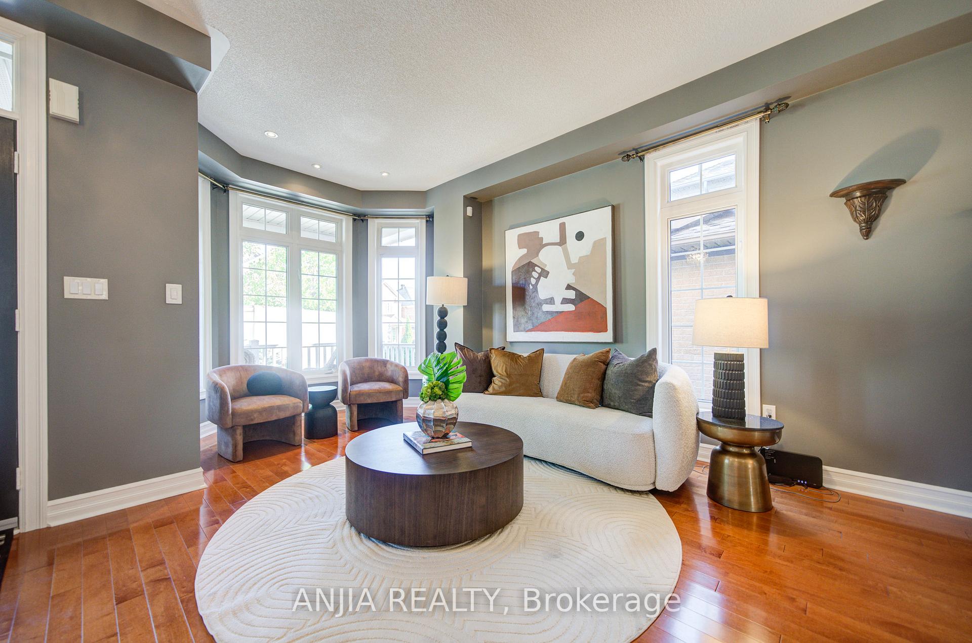 Photo 7 of 13 Kingsmill Court, Markham, Greensborough — HOMEH