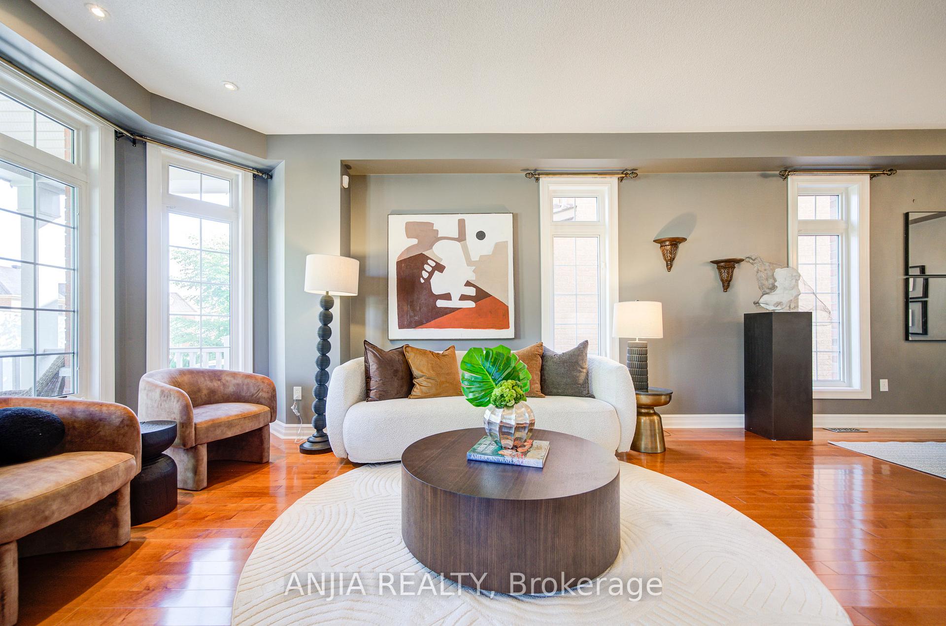 Photo 8 of 13 Kingsmill Court, Markham, Greensborough — HOMEH