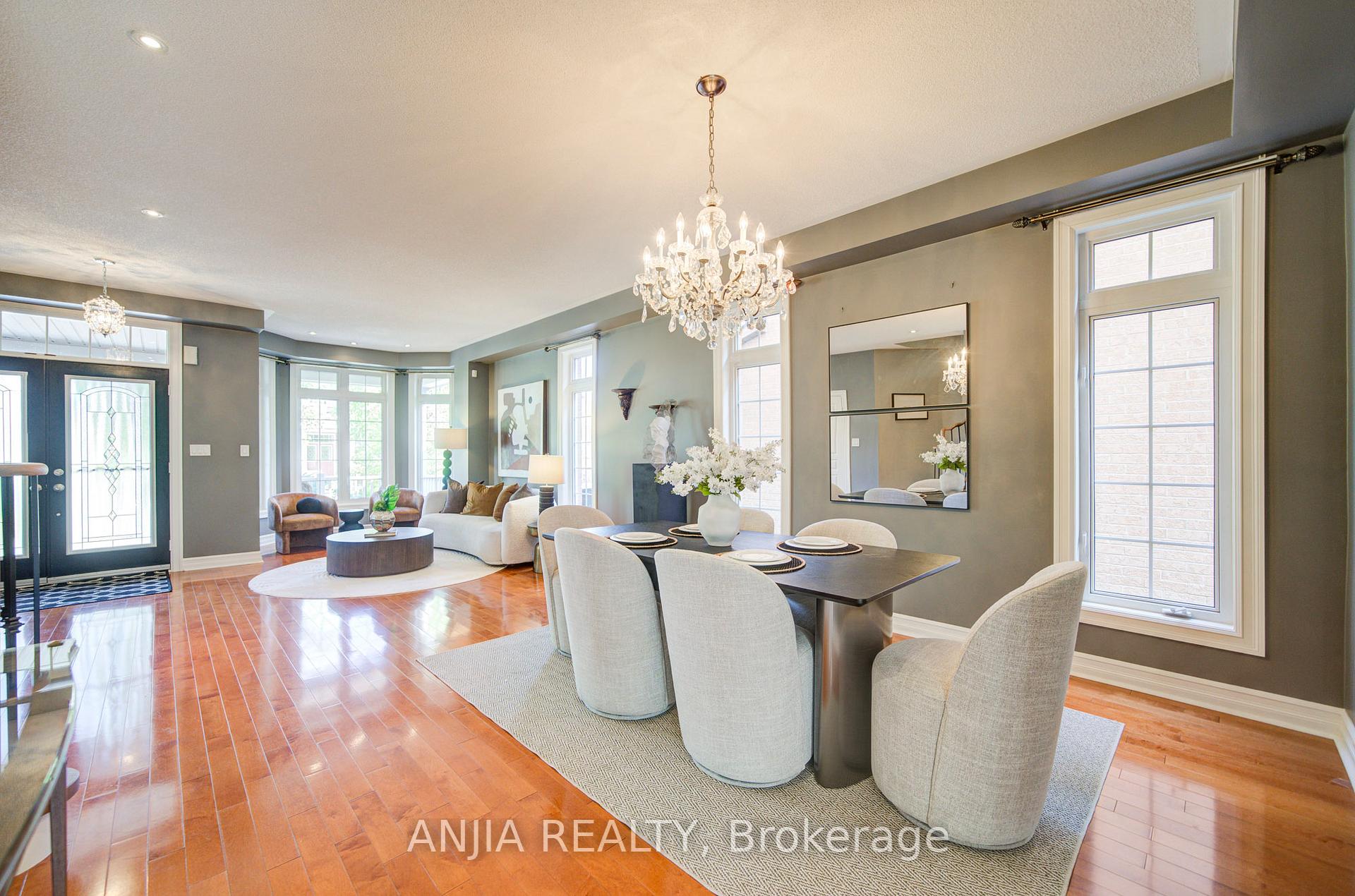 Photo 12 of 13 Kingsmill Court, Markham, Greensborough — HOMEH