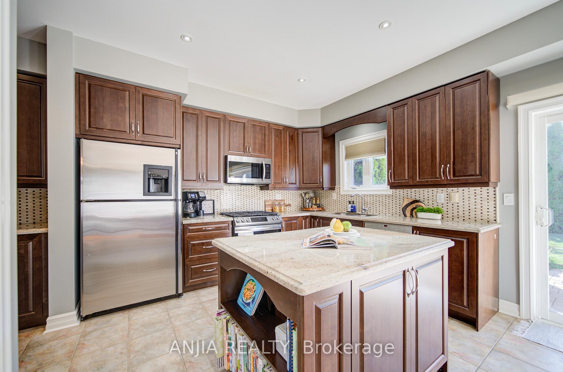 Photo 16 of 13 Kingsmill Court, Markham, Greensborough — HOMEH