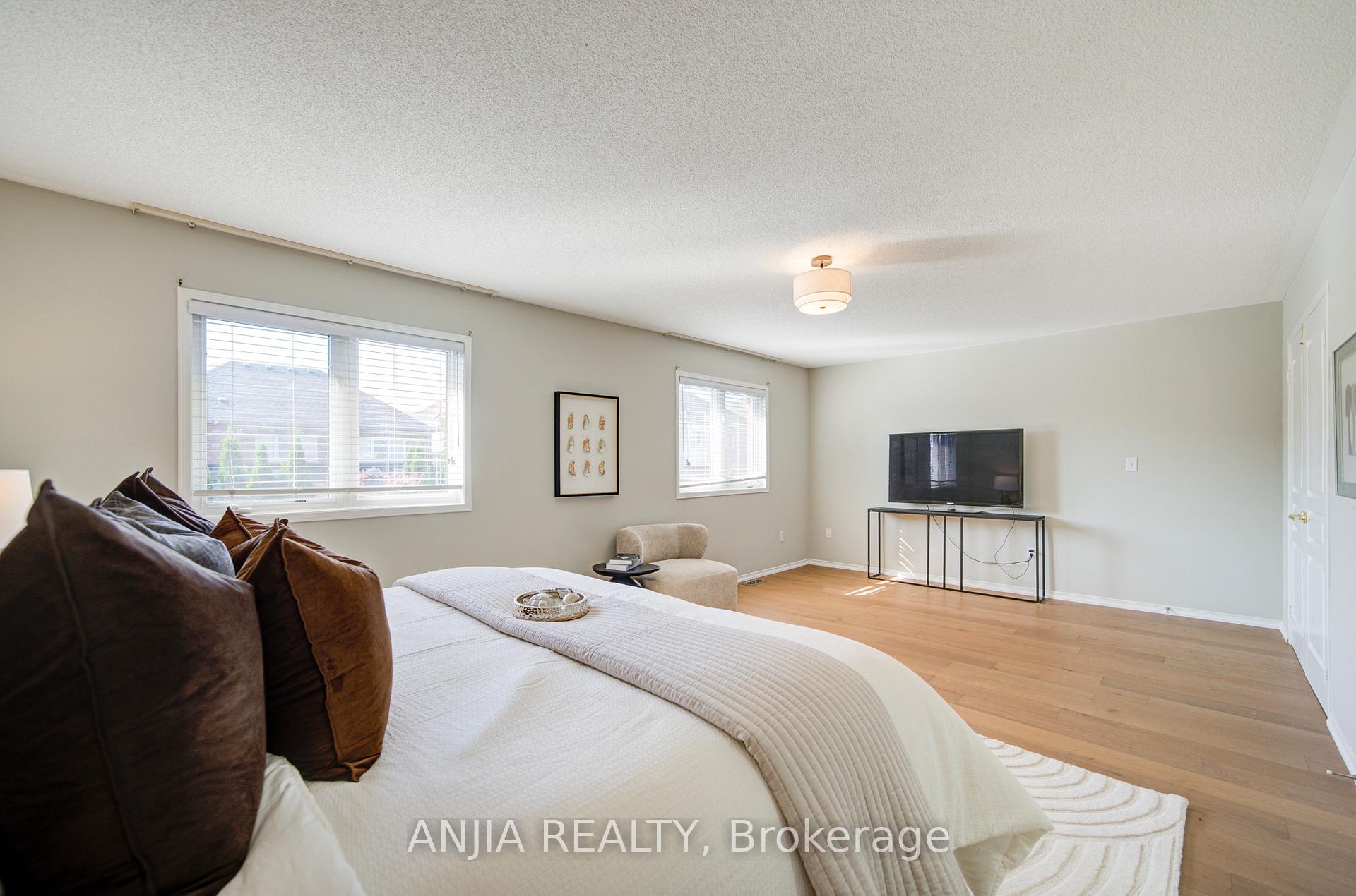Photo 29 of 13 Kingsmill Court, Markham, Greensborough — HOMEH