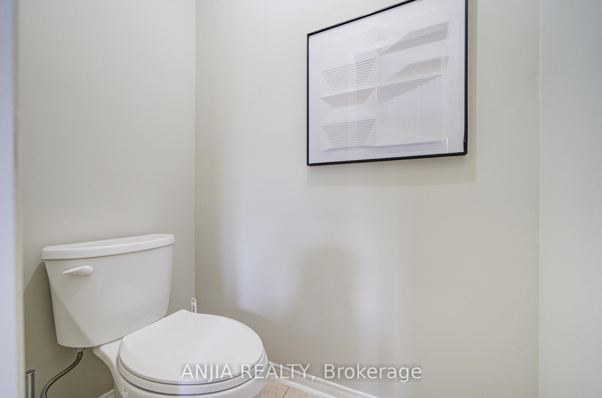 Photo 32 of 13 Kingsmill Court, Markham, Greensborough — HOMEH