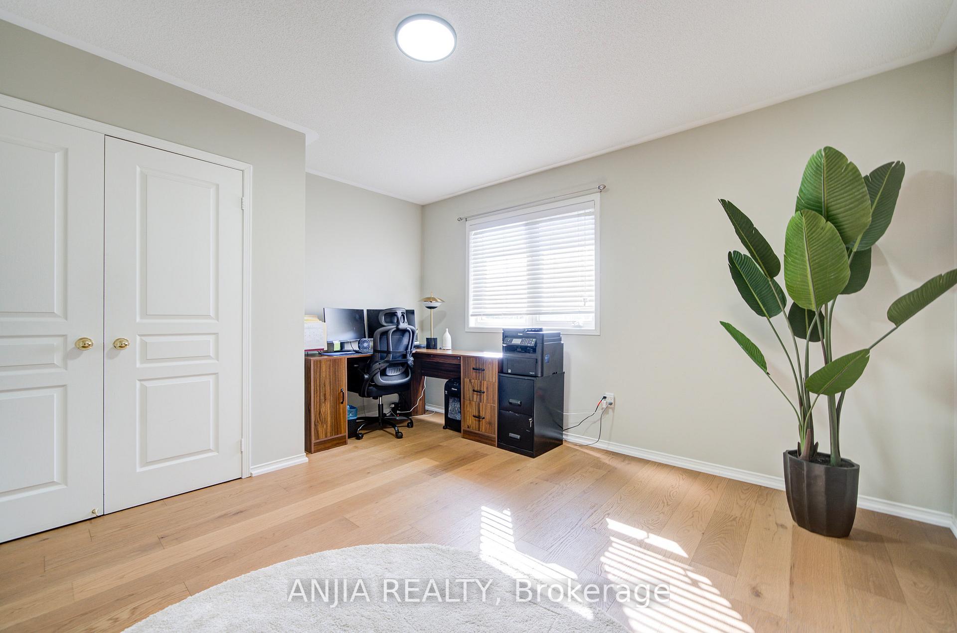 Photo 34 of 13 Kingsmill Court, Markham, Greensborough — HOMEH
