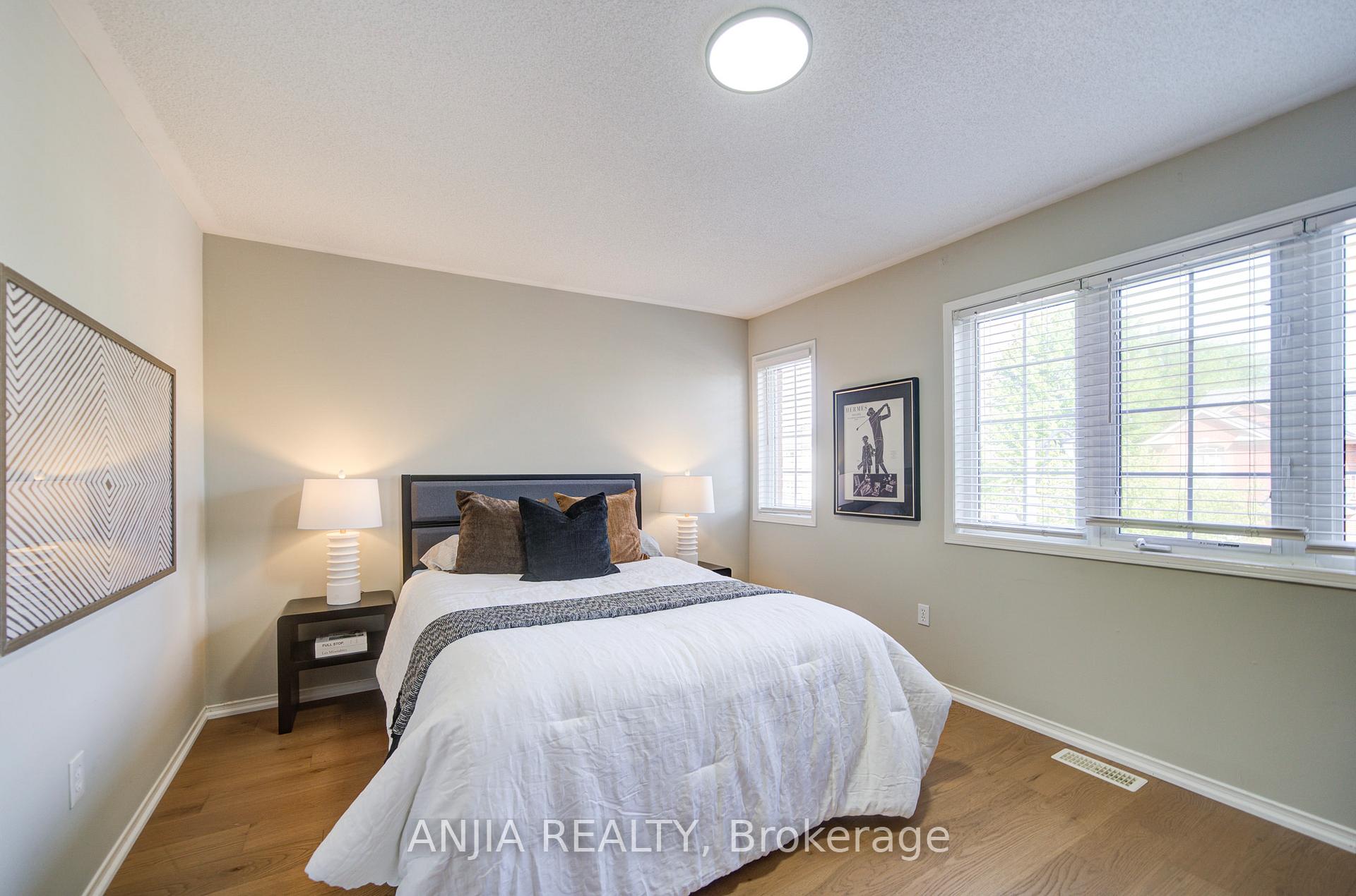 Photo 36 of 13 Kingsmill Court, Markham, Greensborough — HOMEH