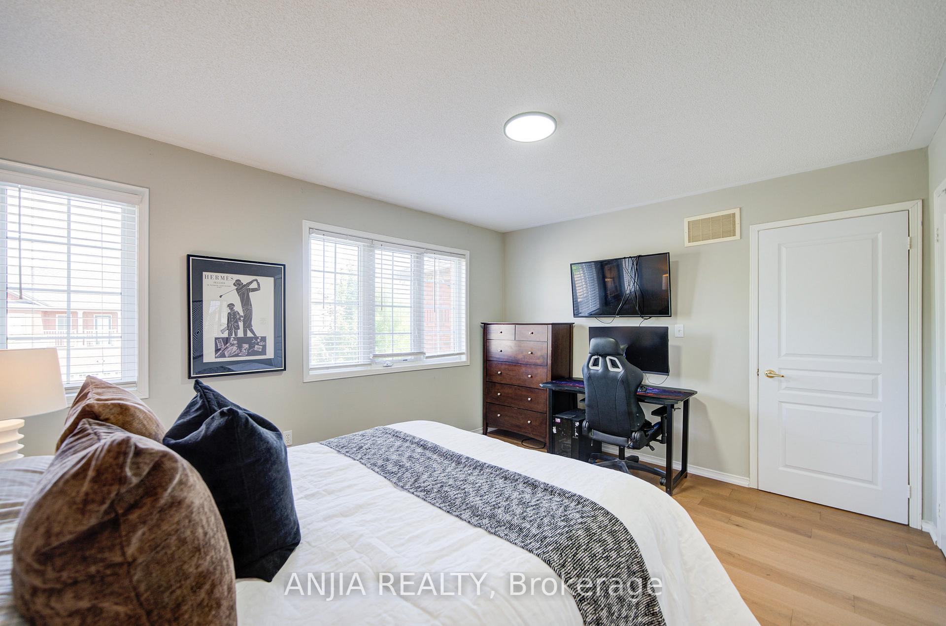Photo 38 of 13 Kingsmill Court, Markham, Greensborough — HOMEH