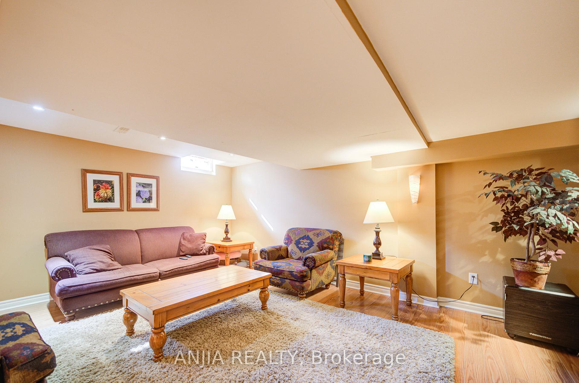 Photo 45 of 13 Kingsmill Court, Markham, Greensborough — HOMEH