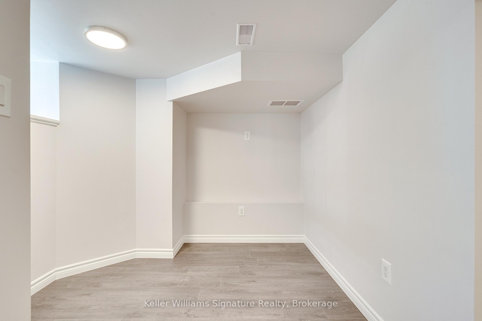 Photo 5 of Unit 1, 460 King William Street, Hamilton, Landsdale — HOMEH