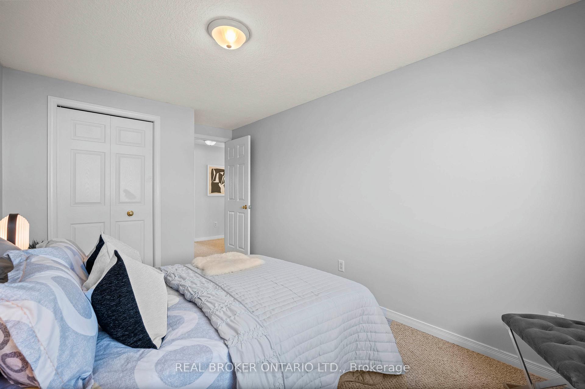 Photo 20 of 4 Mountain Laurel Crescent, Kitchener — HOMEH