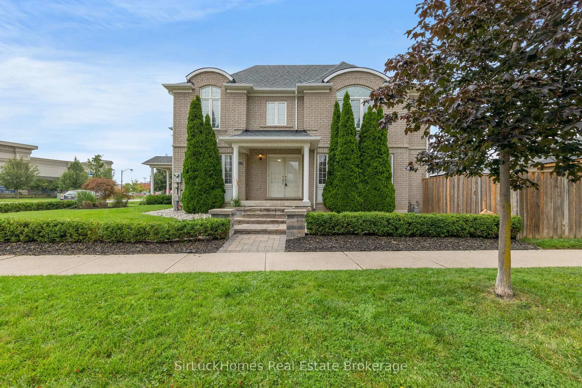Photo 1 of 1 Lily Lane, Halton Hills, Georgetown — HOMEH