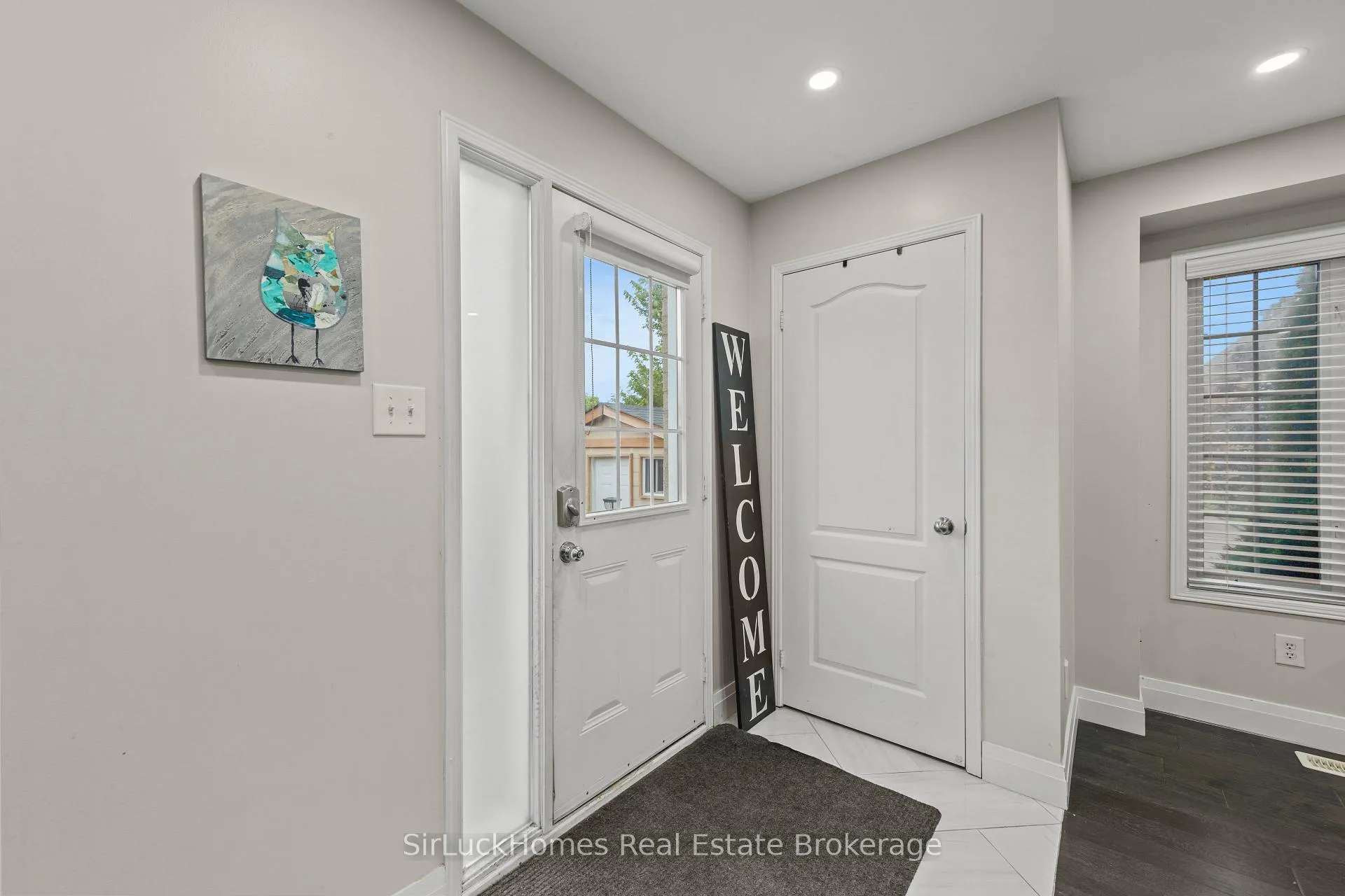 Photo 42 of 1 Lily Lane, Halton Hills, Georgetown — HOMEH