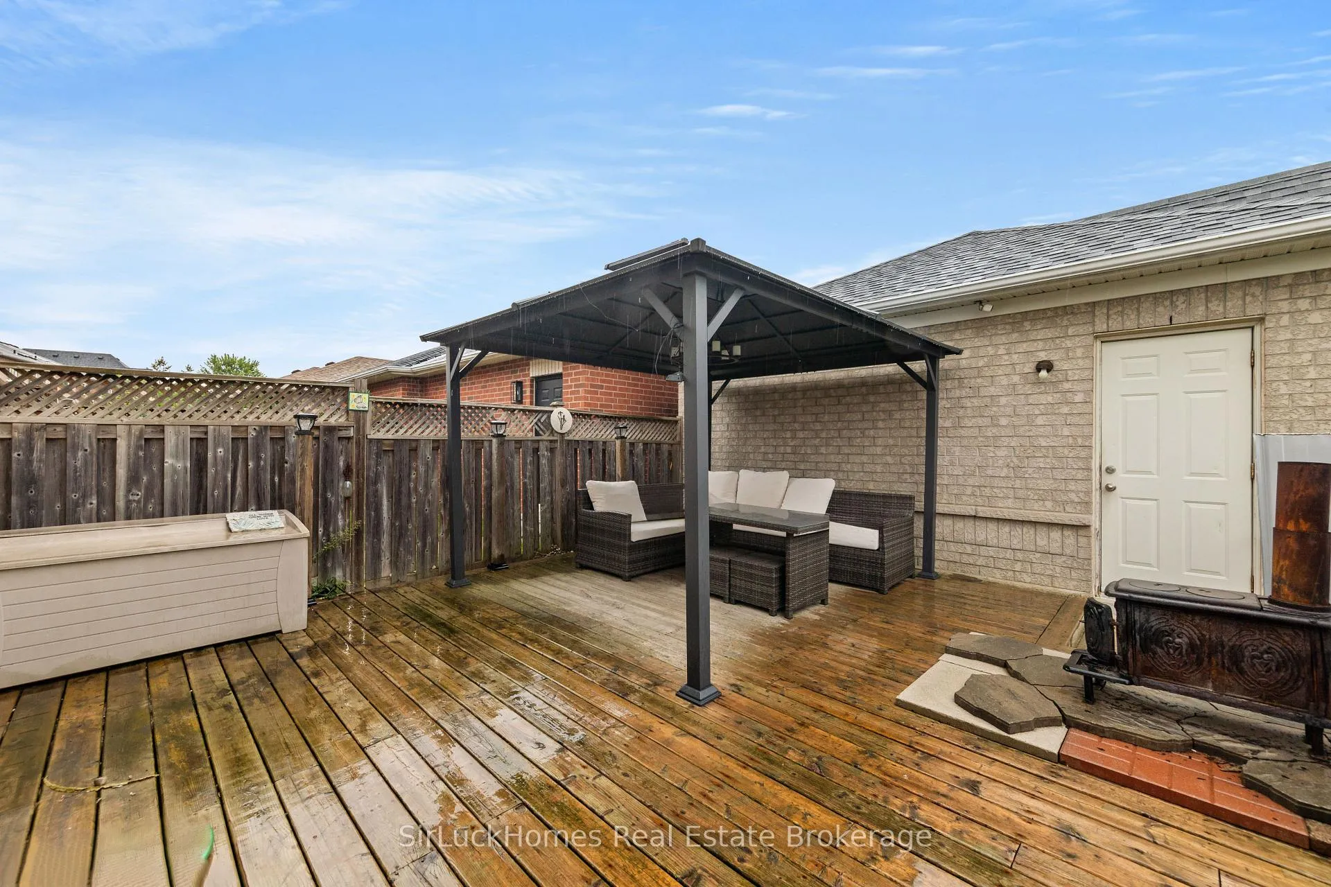 Photo 44 of 1 Lily Lane, Halton Hills, Georgetown — HOMEH