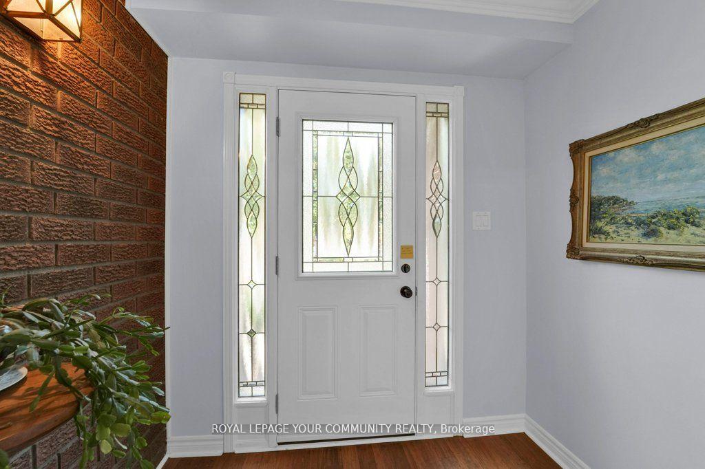 Photo 7 of 25 Hare Court, Markham, Markham Village — HOMEH
