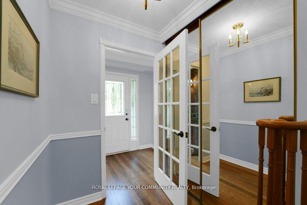 Photo 9 of 25 Hare Court, Markham, Markham Village — HOMEH