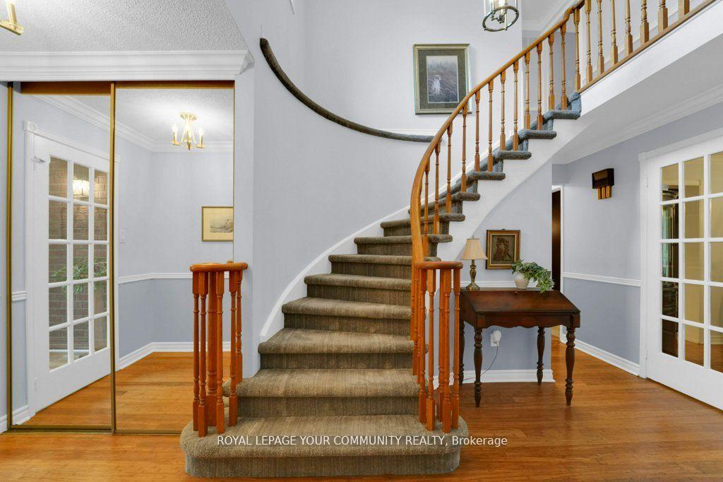 Photo 10 of 25 Hare Court, Markham, Markham Village — HOMEH