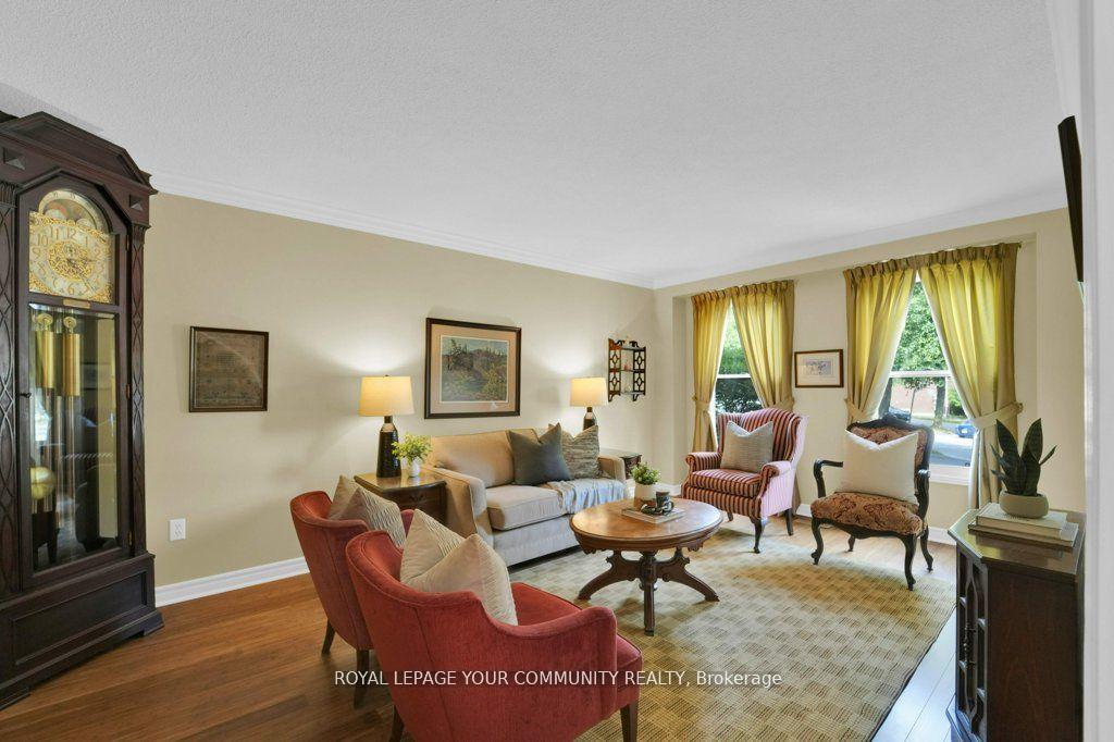 Photo 11 of 25 Hare Court, Markham, Markham Village — HOMEH