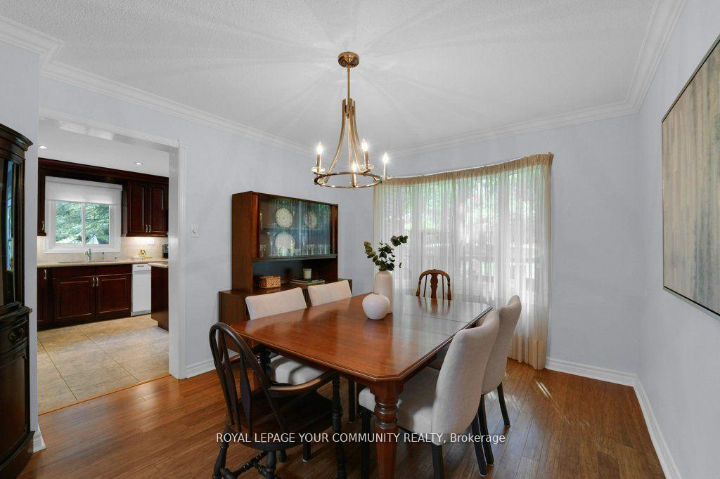 Photo 16 of 25 Hare Court, Markham, Markham Village — HOMEH