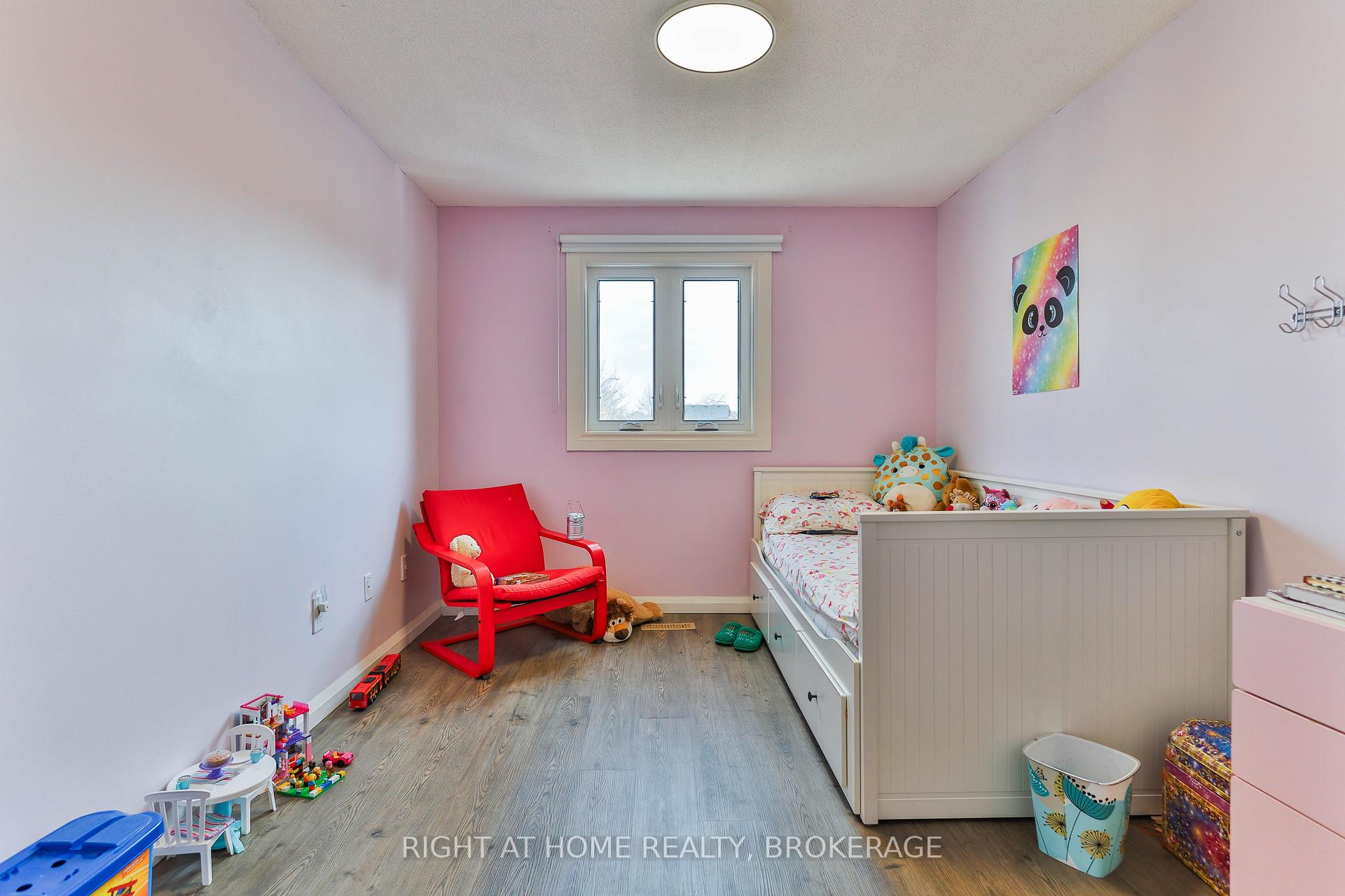 Photo 16 of 2 Desantis Court, Hamilton, Rushdale — HOMEH