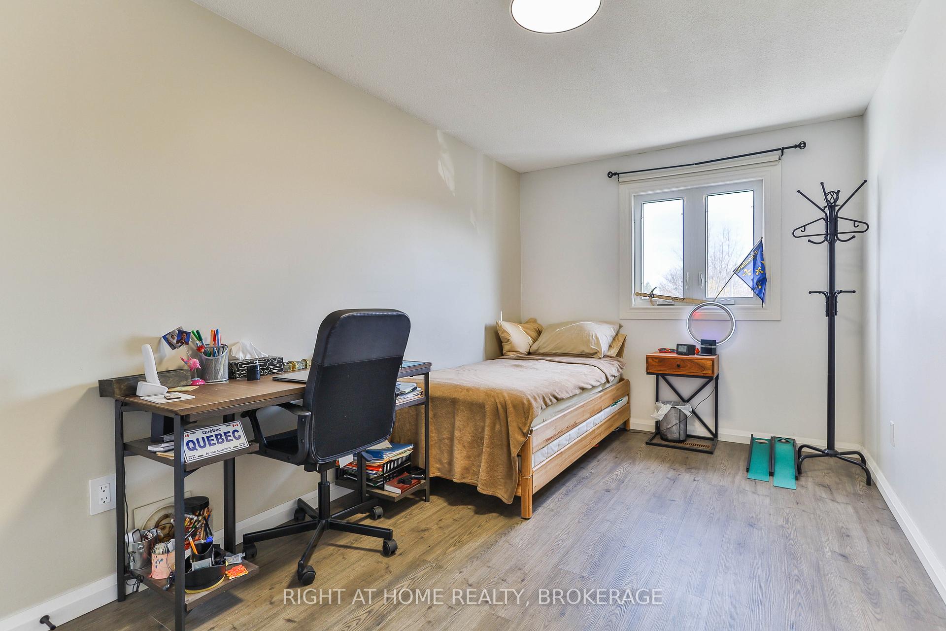 Photo 17 of 2 Desantis Court, Hamilton, Rushdale — HOMEH