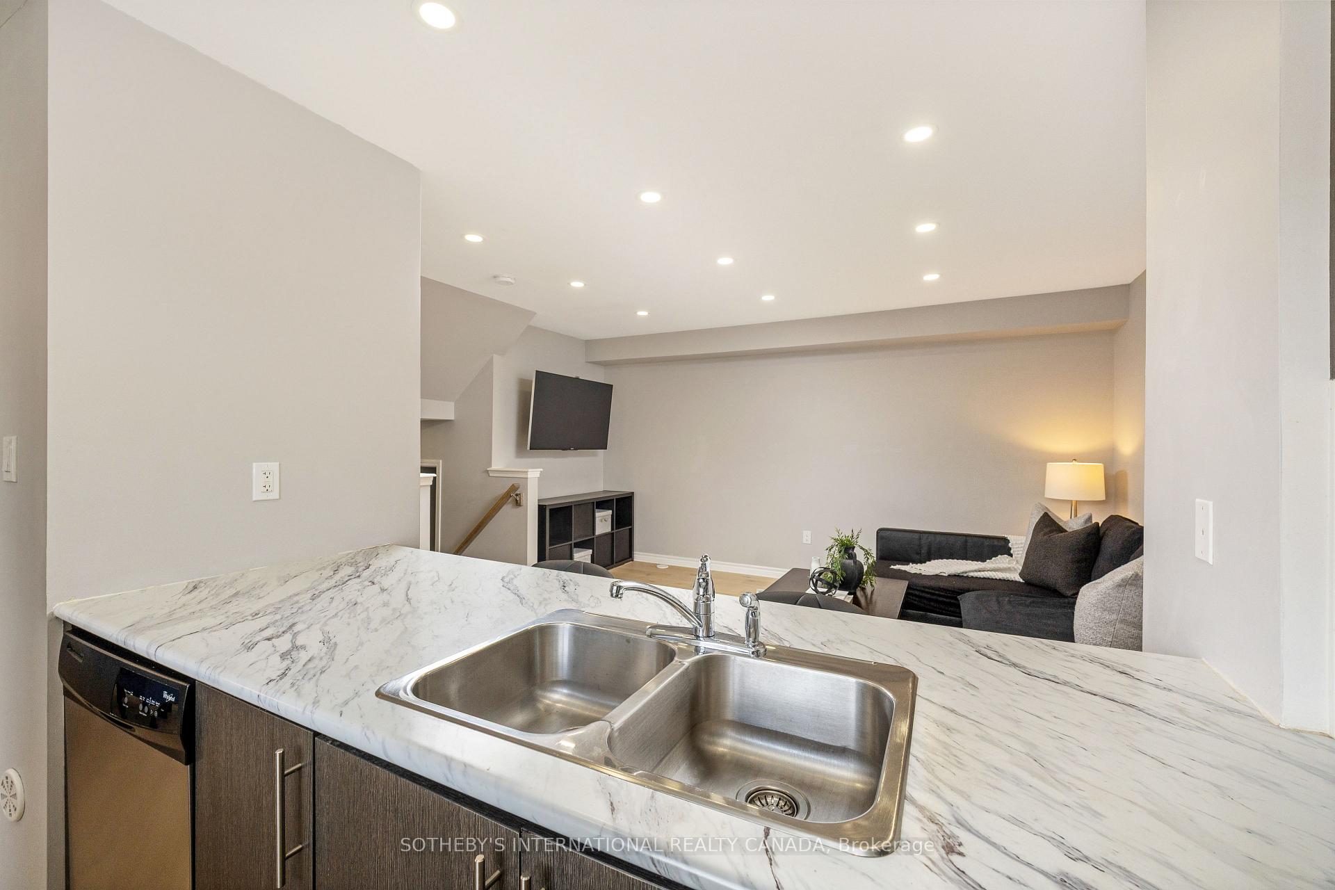 Photo 16 of 1619 Gainer Crescent, Milton, Clarke — HOMEH