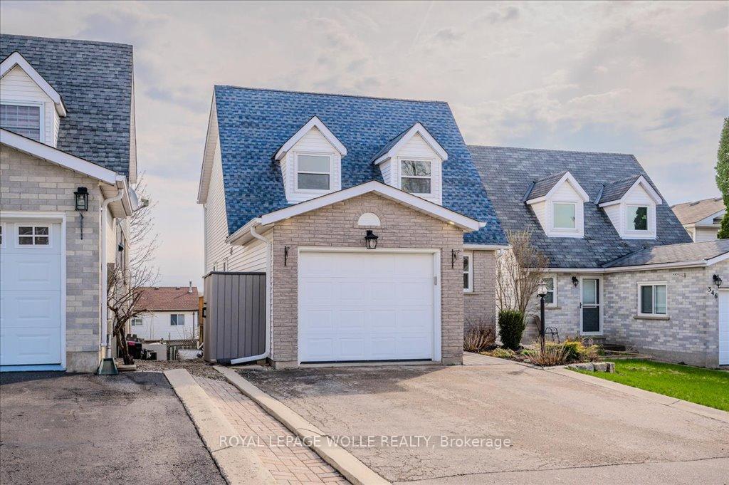 Photo 3 of 350 Misty Crescent, Kitchener — HOMEH