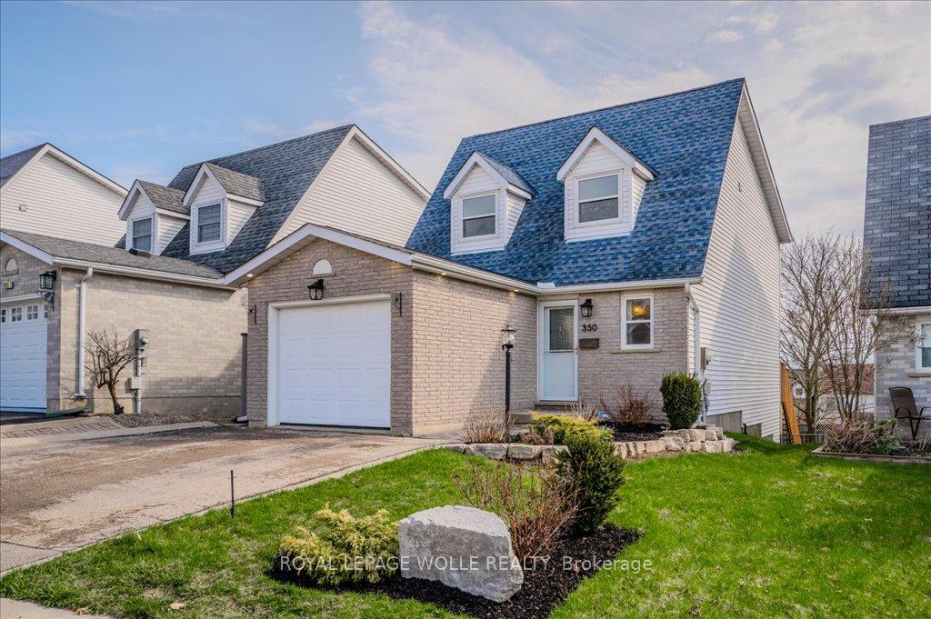 Photo 4 of 350 Misty Crescent, Kitchener — HOMEH
