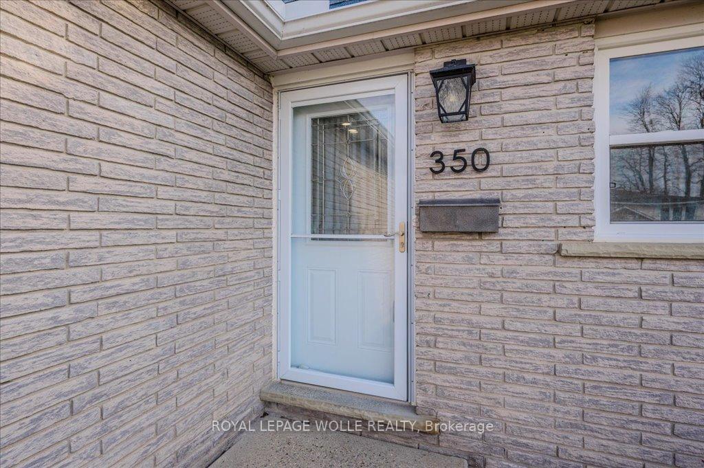 Photo 5 of 350 Misty Crescent, Kitchener — HOMEH